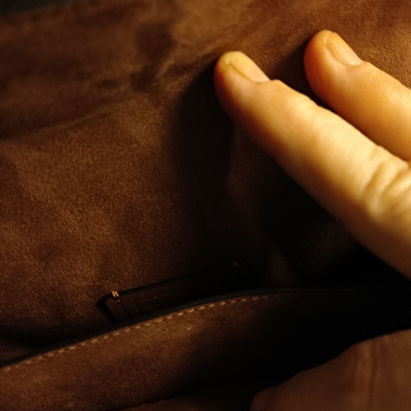 Coach Wristlet, Authentic - Picture 5 of 6